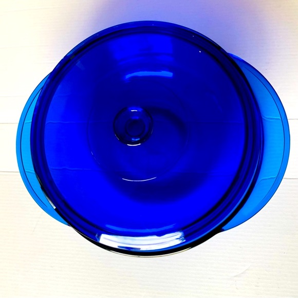Vintage Anchor Hocking Cobalt Blue glass 9” round 2 liters casserole dish & lid - Picture 2 of 11